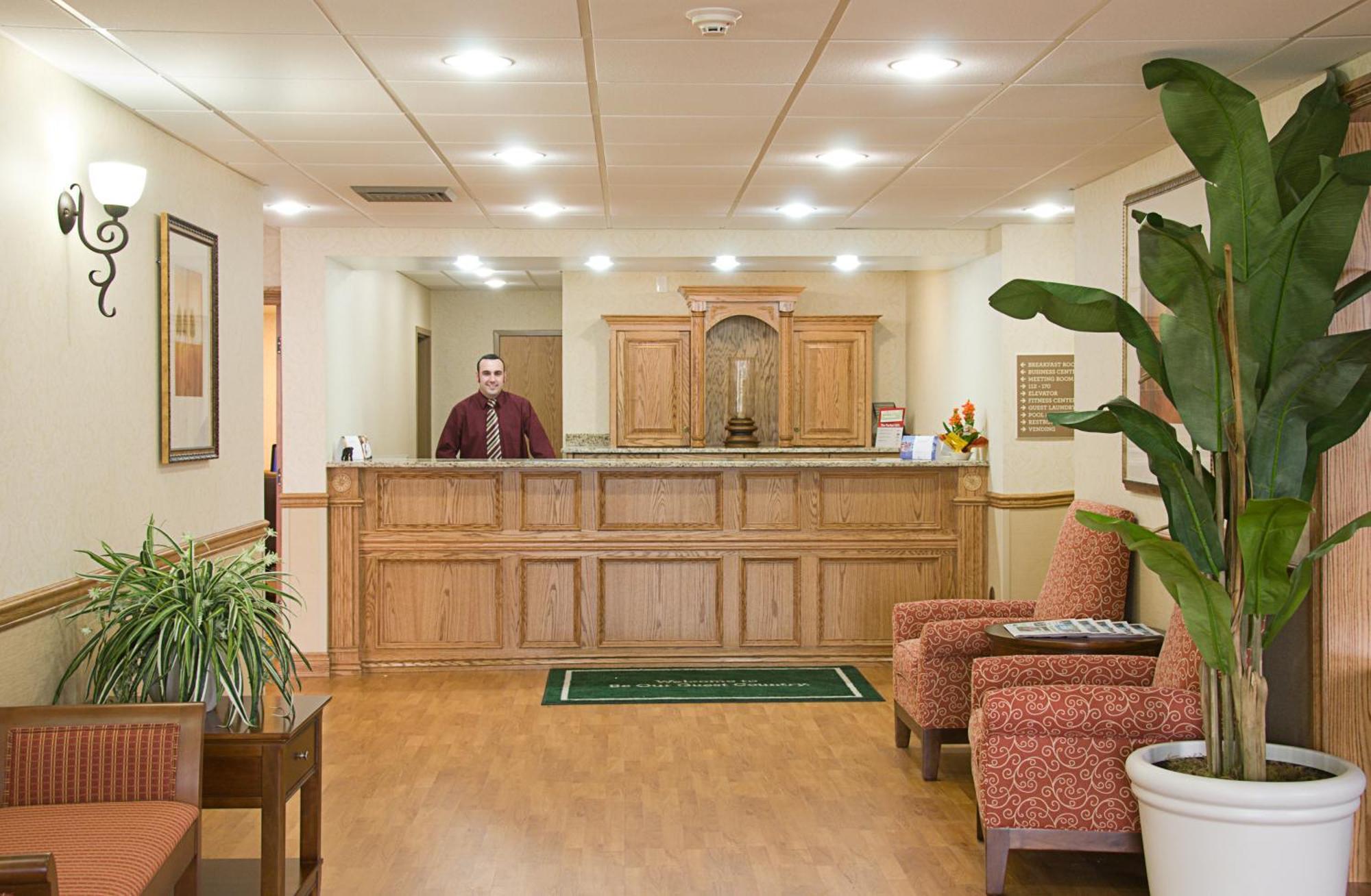 Quality Inn & Suites Saginaw Interior foto