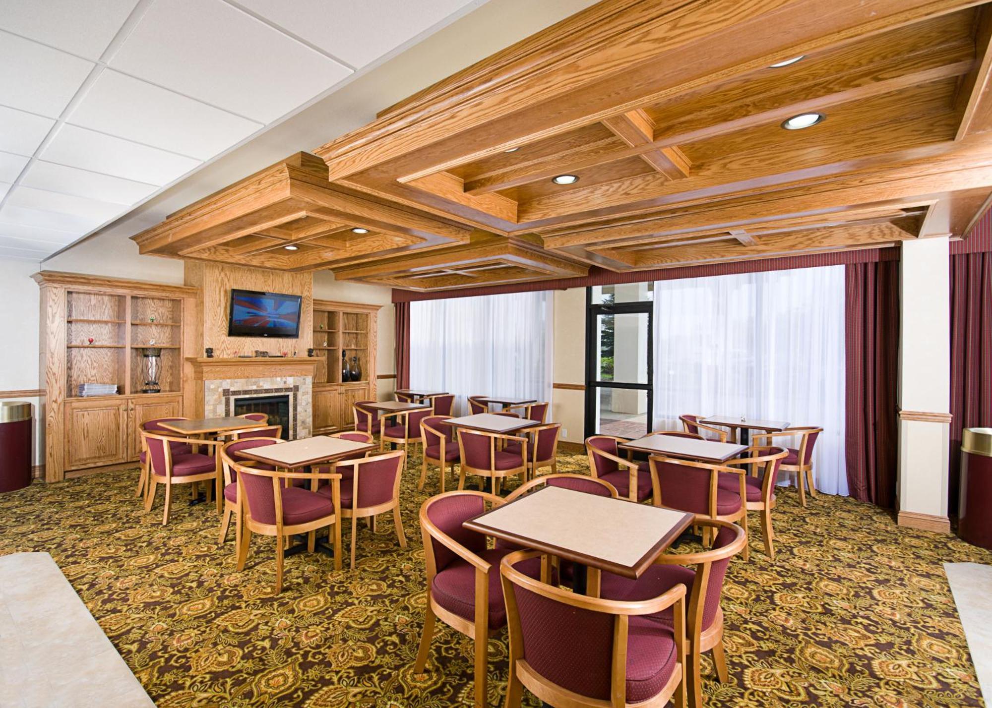Quality Inn & Suites Saginaw Restaurante foto