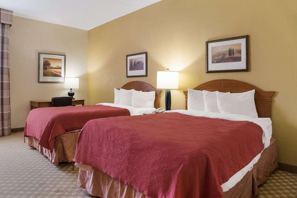 Quality Inn & Suites Saginaw Quarto foto